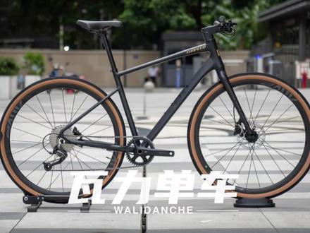 地图导航:瓦力单车(成都旗舰店)
#自行车推荐 #平把公路车 #速比特开普勒 #sunpeed #通勤自行车