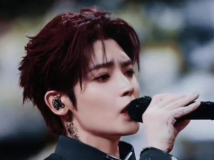 侯明昊, 孔雪儿,梓渝,吴磊,九亿姐