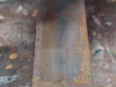 RC900锈还原剂,代替人工打磨除锈,铁锈转化为底漆,干了以后直接上面漆或涂料,可喷可涂刷!#铁锈 #一般人不知道是什么 #防腐 #金属表面处理 #环保材料 #耐磨