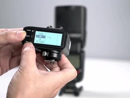 #dou+小助手 神牛闪光灯V850II使用神牛引闪器X2T如何设置参数使用无线闪光#摄影器材 #神牛闪光灯 #神牛引闪器