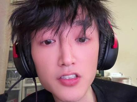 #三角洲行动 #三角洲行动k模型 #三角洲行动优化 如何正确选择你的专属模型,根据你们电脑配置去搭配专属的,不是所有电脑都适合k,有很多模型大家可以选择,并且不仅仅只是单纯锁个k就那么简单……