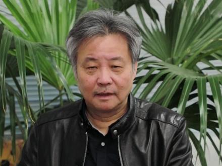 大家好,我来抖音了。 欢迎给我分享你的2025年度关键词。
#作家余华入驻抖音 #大有学问 #知识行家计划