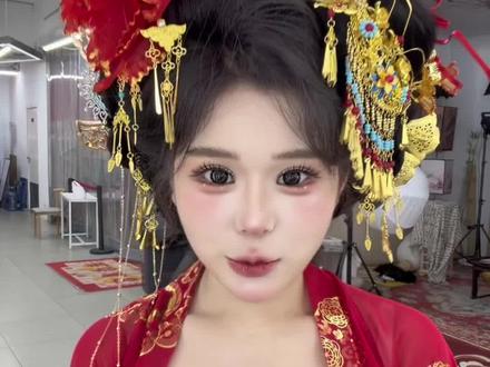 宝宝们都快来做这个唐风妆造呀!#西安汉服妆造 #00后创业 #唐风妆造#好店推荐