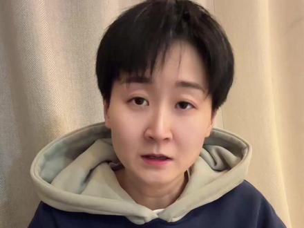 WTT年终榜单出炉,我看谁还敢质疑?
孙颖莎14冠,断层第一,积分历史新高。
王楚钦11冠,首位积分破万的男单选手。
这就是他们2025年交出的答卷。
前两天因伤退赛,有人说闲话。
现在看看这恐怖的数据,你就知道他们这一年到底拼了多少命。
这不叫优秀,这叫“时代的统治者”。
大家给“莎头”的表现打几分?评论区聊聊。
#孙颖莎 #王楚钦 #WTT年终榜单 #莎头组合 #国乒统治力