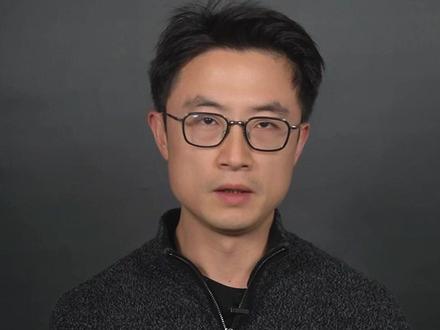 树洞画被要求涂掉
城管称影响市容
#山西 #街头艺术 #画家 #执法