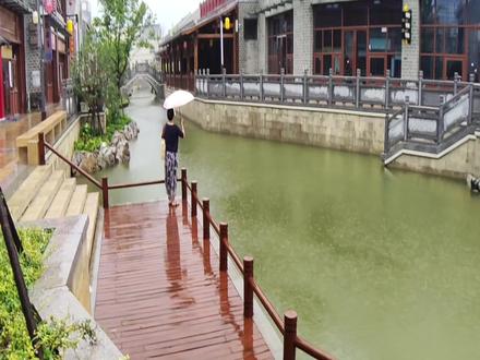 剪映可以制作变形电影镜头的视频作品啦
#手机摄影 #手机短视频拍摄教学