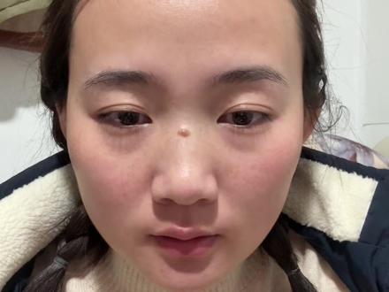 我不知道怎么样可以帮助她发声,但是我知道,这个世界需要较真的人。#小洛熙