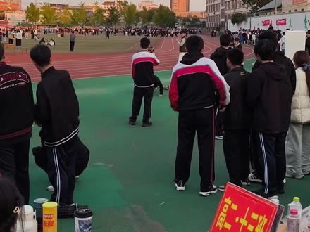二中惊现嘉豪😱#嘉豪#运动会#费县二中 #嘉豪 #二中