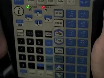 通过U盘备份发那科机械手的程序