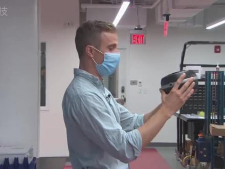 独特的球形无人机,采用封闭式螺旋桨设计