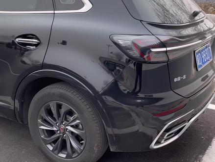 回复 @🌷心静💞如水的评论 车辆的胎压应该怎么查看,打到多少合适,天气冷了胎压也是会变化的,一个视频给大家讲解清楚。#我与汽车的日常 #玩车日常 #红旗hs5#汽车胎压#红旗