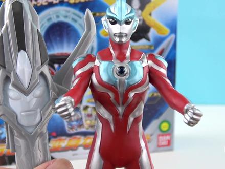 欧布银河艾克斯奥特曼变身器套装