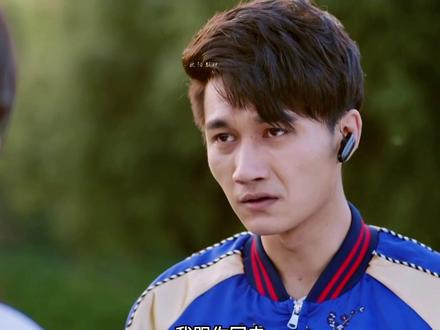 毒贩与卧底女友的对峙:爱与背叛的极限拉扯 #因为一个片段看了整部剧#我的观影报告#好剧分享#橙红年代