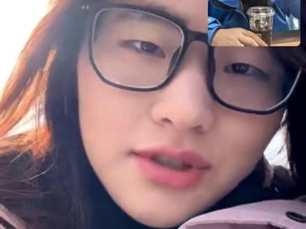 寒假了见的时间长啦,分开了几天,特别不适应😭,马上腊八啦又可以见面啦还有我今天画的妆好丑呀#明日就是腊八节 #情侣日常 #vlog日常 #搞笑