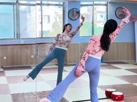 #你不必是一朵花 #古典舞 你不必是一朵花背面分解教学 0.5倍速跟练 零基础古典舞 。编舞 丽子吖