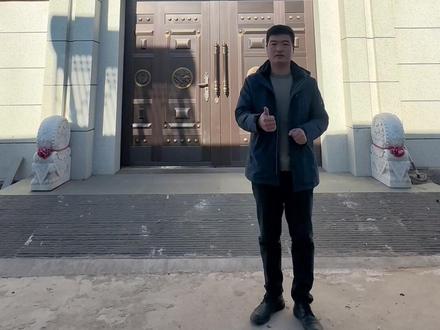 自建房大门有讲究,一屋不要开两门。#铜门 #农村自建别墅 #别墅大门