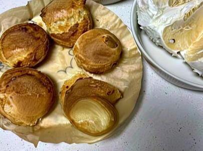 这种视角看着舒服还是继续用广角呢🤔(用广角拍摄后发布会压缩画质,所以试着用苹果前置#记录真实生活 #日常vlog #麻薯 #拼豆