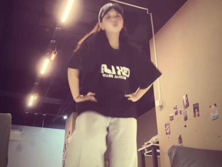 再来一遍#张奕然进行曲 #张奕然 #张奕然四韩一#张奕然进行曲教程 #韩露编舞