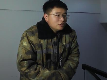 《老二两文学》快递版 #老二两 #精神状态belike #一人分饰多角