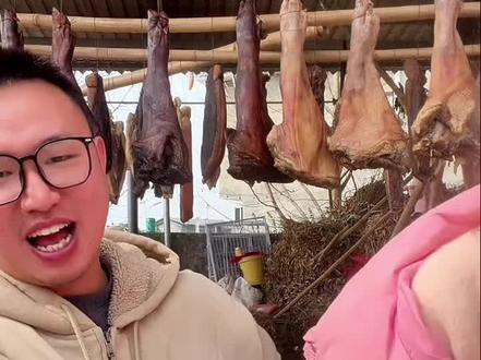 名模坤“要零花钱”#搞笑 #名模坤直播间. #上热门 #创作者扶持计划 @抖音创作小助手 @抖音热点