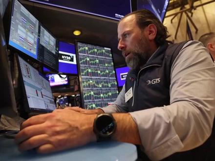 伊朗战事,导致资产超跌!有抄底机会吗? #零距离看懂财经 #热点新闻事件 #伊朗 #中东局势 #美联储