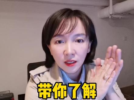这是一个小国。即古老,又年轻,即粗犷,又细腻