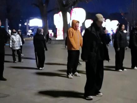 《彪哥的大奔留不住的玉芬》32+32步教学视频 #辽阳青春舞团#一学就会系列#广场舞#彪哥的大奔