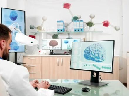 指纹预示你的运动天赋。人类的指纹通常分为斗型、箕型和弓型。研究认为,指纹作为人体皮纹的一种,包含了人类丰富的遗传信息,遗传学的专家认为:斗型纹多的人身体的协调能力比较好,适合当体操运动员,游泳运动员,摔跤运动员等。斗型纹越多,预示着运动天赋越好。#萌知计划#我要上热门@DOU+小助手@抖音青少年