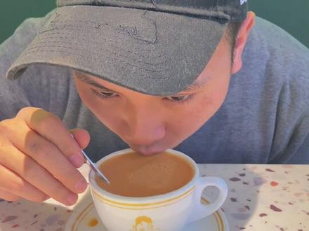 宠粉的一天,从帮粉丝改进茶底和煮法开始#丝袜奶茶 #港式奶茶制作