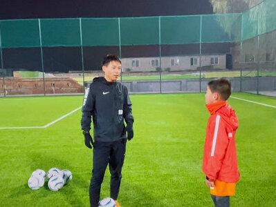 #足球教学 3种铲球技巧,教你尽享丝滑铲球(上)#赵教练教你练 #足球 #铲球