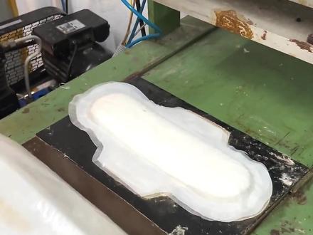 印度卫生巾的制作工艺流出 #干净又卫生 #印度 #卫生巾