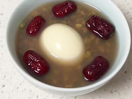 绿豆红枣煮鸡蛋#做饭小技巧 #鸡蛋的神仙吃法 #绿豆 #鸡蛋
