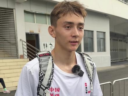 新疆17岁小伙艾力西尔·吾买尔以46秒53的成绩打破男子400米全国少年纪录!#中国田径队 #田径 #艾力西尔吾买尔