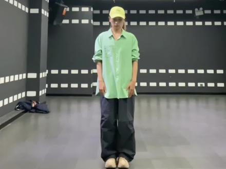 #大张伟 一起全都好滴呀滴呀🙌@XxxY @椰耶耶耶 #万物盛开法则 #原创编舞