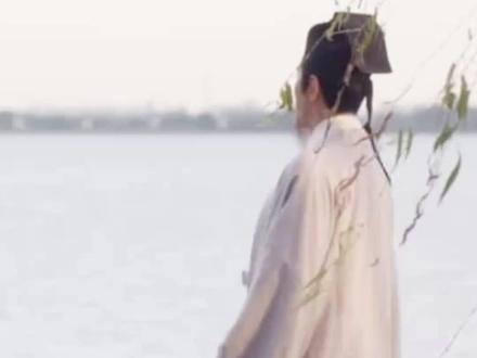 本期要探寻的宗师,其词上承苏轼的豪迈,下启辛弃疾的风骨。在朝堂,他怒怼秦桧为岳飞鸣冤;于词作,其笔墨字句气贯长虹,尽显忠义慷慨与山河之志。这位才华横溢、赤胆忠心的状元英才究竟是谁?又有怎样鲜为人知的故事?敬请锁定12月13日CCTV-1综合频道20:00档#宗师列传大宋词人传 ,撒贝宁为您揭晓!