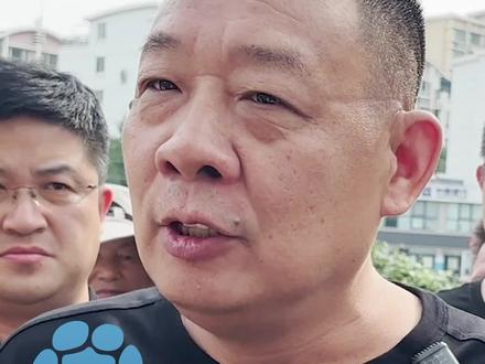 6月19日,河南郑州,胖东来“爆改”永辉超市开业,民众喊话于东来:20家太少了,咋不开200家 #河南dou知道#中国新企象