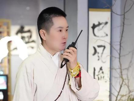 网络人物志第143期:尼姑素食店(违规重发) #人物志 #抽象 #尼姑素食馆 #老兵烧烤