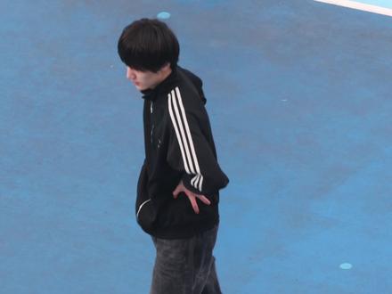 星期四体育生之东妈の解说
#李煜东 #tf家族 #东不落