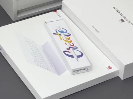 华为MatePadProMax | 全套开箱📦➕功能分享✨ 可以点击章节观看~
后续会出深度测评和实用功能分享✨
有问题记得留言~
#华为MatePadProMax #华为音悦家 #华为平板 #平板电脑 #平板推荐