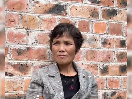 盘点广西母女花式催婚名场面:公鸡都会下蛋,你却还是个单身狗#搞笑盘点#花式催婚