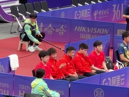 大胖:憋不住 根本憋不住一点 #国乒 #樊振东 #梁靖崑 #亚运乒乓球团体赛