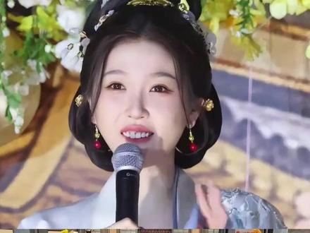 虞书欣《云初令》杀青成内娱最强应援这一夜,最后悔的不是割席的品牌方和见风使舵的老友,而是至今未能开机的《一念江南》剧组#虞书欣 #云初令 #双轨 #影娱热点团 #内容启发搜索