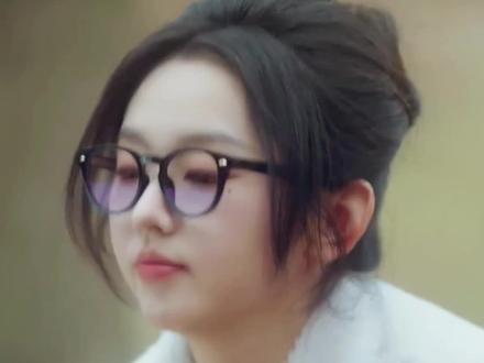 磕了我家祖坟,你就是我的人!#曼陀罗 #新剧来袭 #曼陀罗大结局 #短剧解说