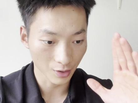 我是李志帆,护理专业,今年3月份刚实习结束!我要给护理专业的学弟学妹们说一些心里话!
护理专业的同学最近马上就要开始实习了
同学们大体也就分两种情况:
第一种情况:不留在实习医院的同学,我个人就是这种情况,这种情况的同学们一定要牢记自己的目标!实习结束的规划!你可能专升本 考研 考公考编 考文职等等 我们要提前学习 提前备考!千万不要浪费自己的时间去瞎混!
第二种情况:实习结束留在本医院的同学,到医院后 嘴巴要甜 要有眼力见!积极主动去学习 提高专业技能与专业知识!处理好科室之间的关系!利用空余时间准备护资等等的考试!确保实习结束万无一失留在本医院工作!#内容过于真实 #正能量 #知识分享 #护理 #实习生