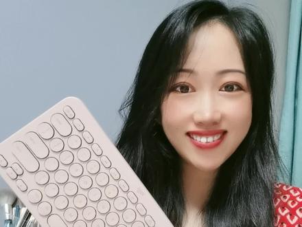 #罗技 #蓝牙键盘 超级适合打工人的高颜值键盘,打起字来真的是特别顺畅👍#电脑