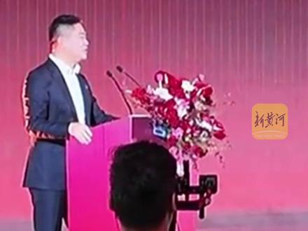 刘强东“大夸”五粮液:多喝几杯再喝瓶水,30分钟后百分百醒酒!五粮液回应:我们没这种说法(剪辑、运营:王瑞琦)