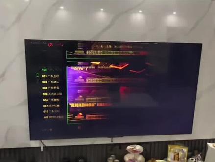 #上热门 小米65寸电视出现花屏蓝屏保护,很多方法自己就能修好#家电维修#液晶屏维修