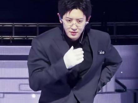 朴灿烈版的晚安大小姐
哈哈哈哈灿烈你是不是在家里偷偷练习了!#直拍 #晚安大小姐 #EXO见面会 #朴灿烈 #chanyeol