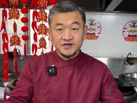 年夜饭的红烧鲅鱼,跟着谢大厨掌握这几点,在家轻松做。#大年三十餐桌上一定要有的菜 #鲅鱼 #真材实料才能做出好味道 #经典老黄县菜