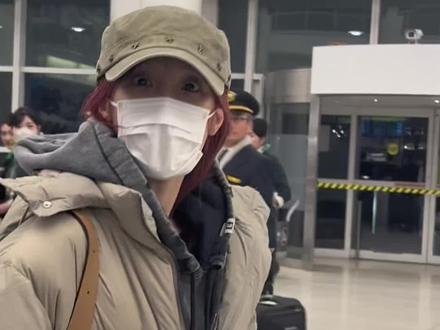 宋雨琦“上瘾什么?”
#宋雨琦 #yuqi #雨琦 #idle #娃